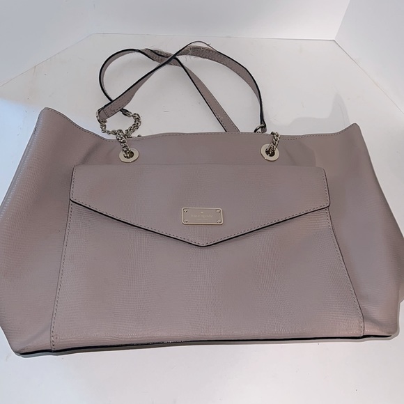 kate spade Handbags - KATE SPADE oversized shoulder bag with front compartment